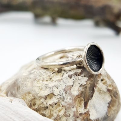 MINI COSSE MOBILE bague ST19076 argent925 patine gravure soleil PatriciaLemaire T57